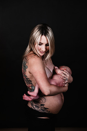 2023_09_BREASTFEEDING_018