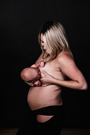 2023_09_BREASTFEEDING_034