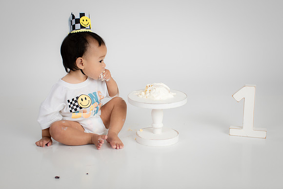 2023_10_leo-1yr-cakesmash_118