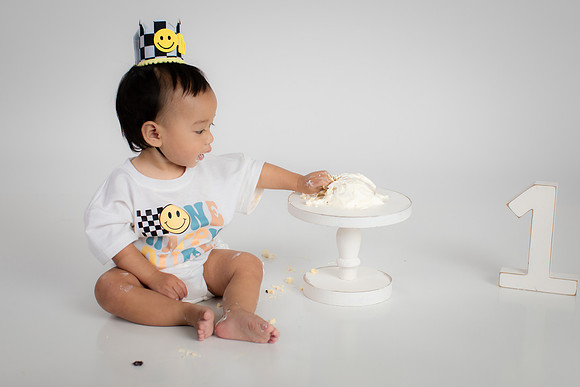 2023_10_leo-1yr-cakesmash_120