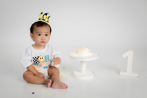 2023_10_leo-1yr-cakesmash_122