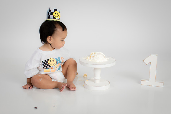 2023_10_leo-1yr-cakesmash_117