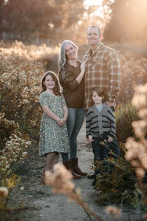 2023_10_RiveraFamily-not-retouched_002