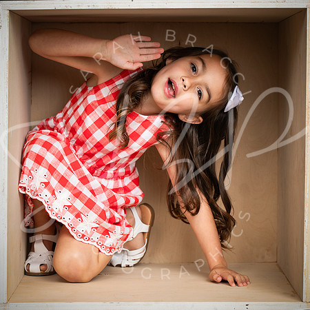 2024_06_Norah-KinderGrad-Box_002